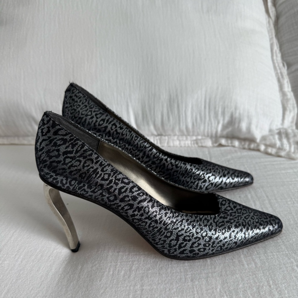 Paul Melian black and silver leopard print pumps